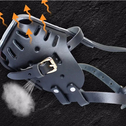 Muselière en cuir permettant au chien de haleter et de boire