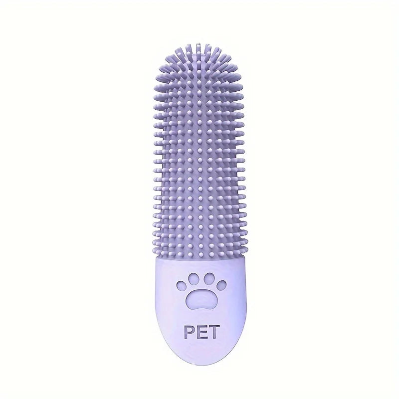 Brosse à doigt en silicone enfilée sur un doigt