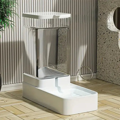 Capacités 3,8 L d'eau et 2,1 kg de croquettes