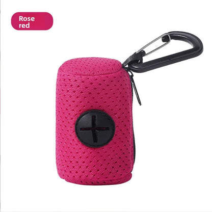 Distributeur de sacs à déjections en promenade